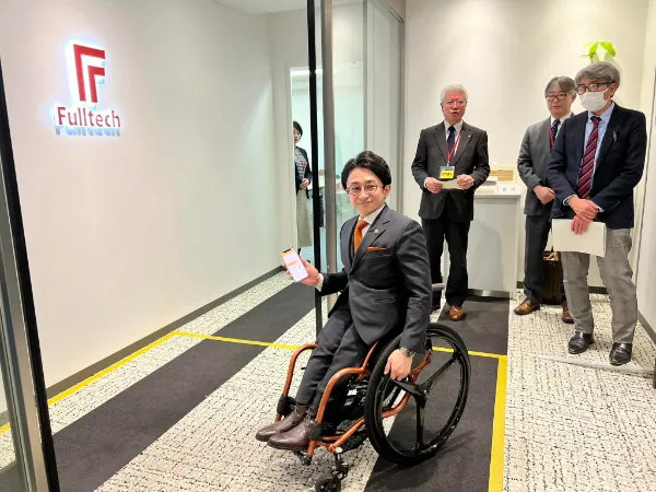 ミライロドアの実演と体験の部の様子1